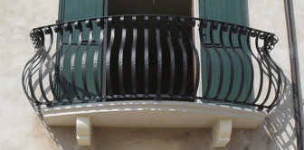parapetti per balconi e terrazze Mantova- Parapetti in ferro battuto vetro inox-pannelli per ringhiere