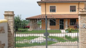 cancello elegante in ferro da esterno per ville