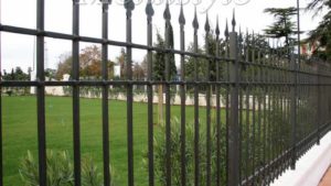 recinzione in ferro- recinzione giardino - recinzione antica