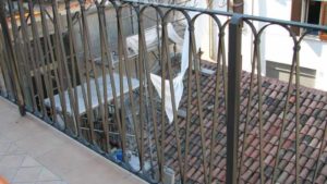 ringhiere in metallo da giardino-