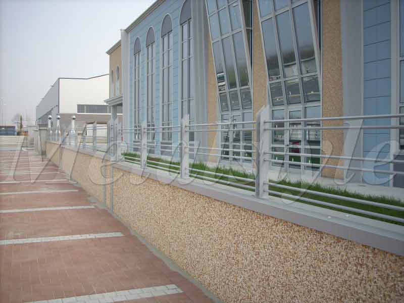 recinzione in pannelli-ringhiera in ferro su misura