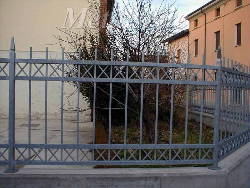ringhiera ferro prezzi-recinzione metallo