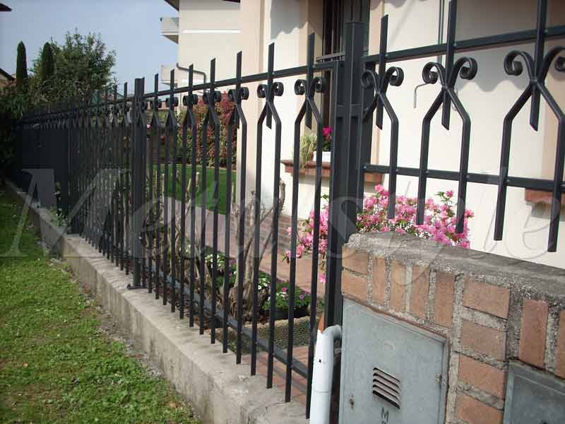 ringhiera in pannelli in ferro-pannelli in metallo per recinzione-recinzione da esterno in ferro