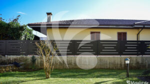 recinzione con pannello decoro lineare